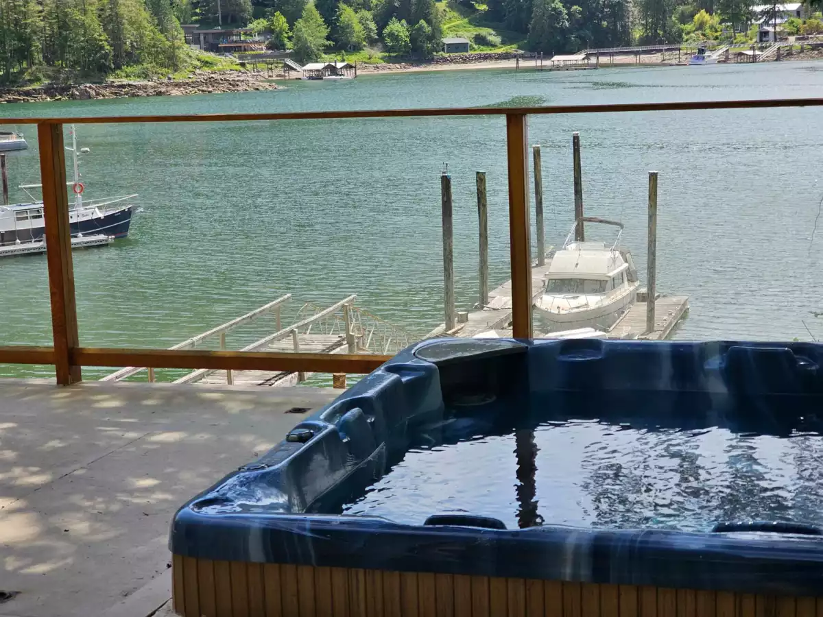 Family Room Photo of 5338 Daniel Road, Garden Bay, BC