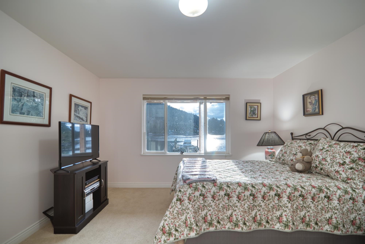 Laundry Room Photo of 5338 Daniel Road, Garden Bay, BC