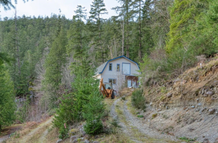 Front Yard Photo of 5338 Daniel Road, Garden Bay, BC