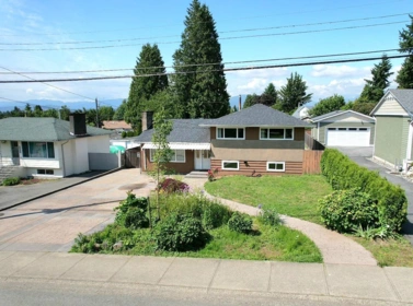 15117 Canary Drive, Surrey, BC, Surrey — Single Family Residence for sale