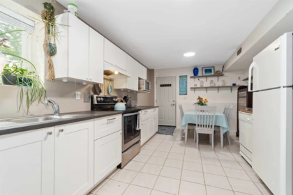 Dining Area Photo of 7595 143 Street, Surrey, BC