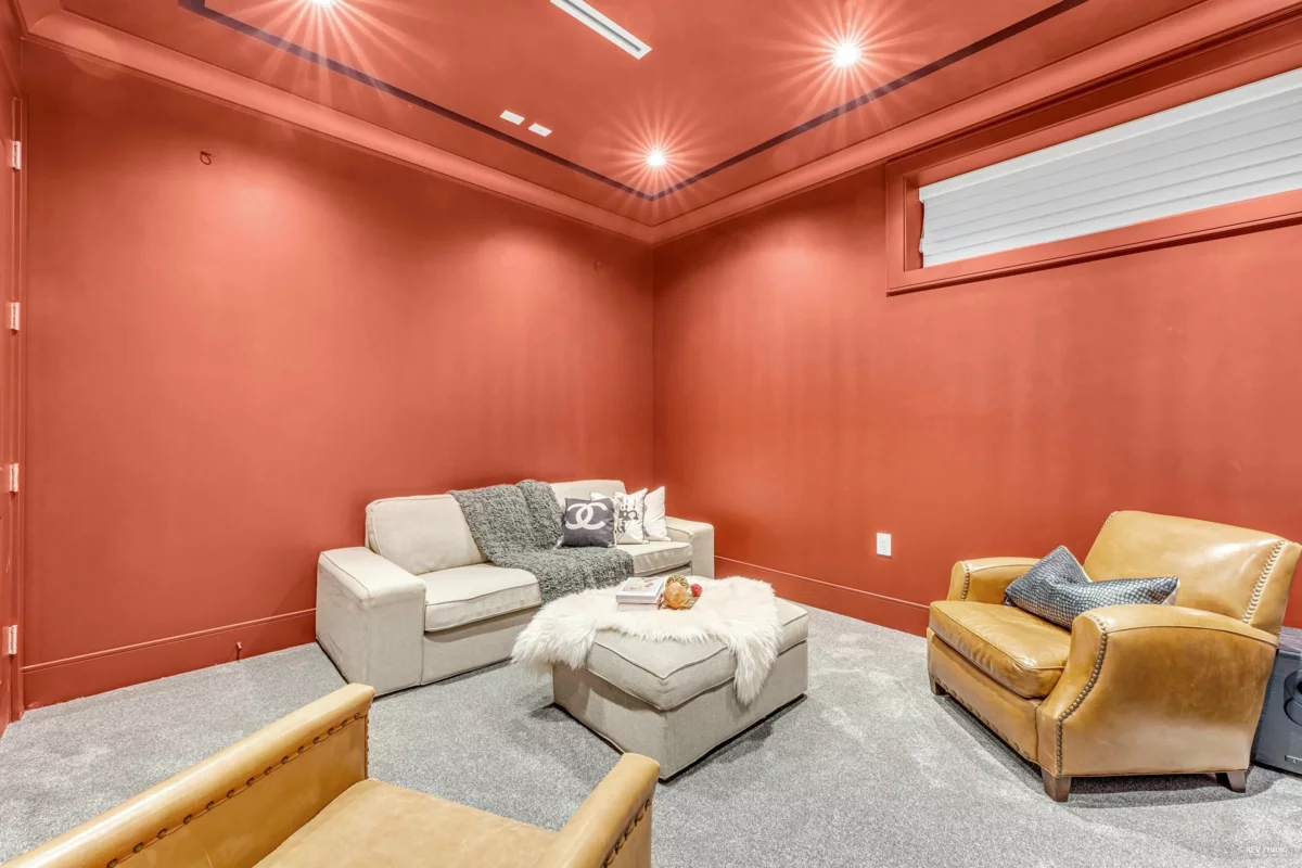 Hallway Photo of 4112 W 11th Avenue, Vancouver, BC