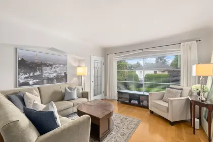 3206 W 7th Avenue, Vancouver, BC, Vancouver — Single Family Residence for sale