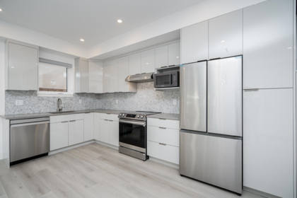 1 1936 E 36th Avenue, Vancouver, BC, Vancouver — Half Duplex for sale