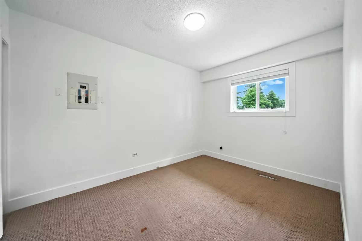 Bedroom 3 Photo of 14032 Grosvenor Road, Surrey, BC