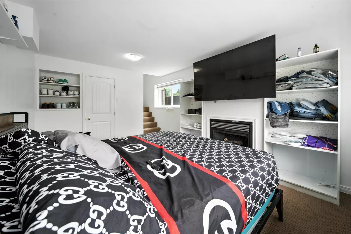 Breakfast Nook Photo of 14032 Grosvenor Road, Surrey, BC