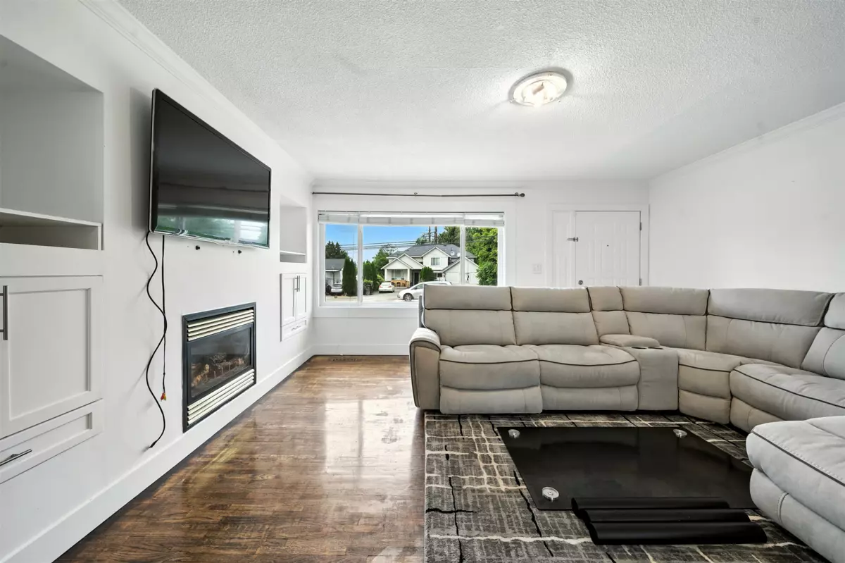 Family Room Photo of 14032 Grosvenor Road, Surrey, BC