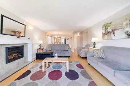 4524 Pender Street, Burnaby, BC, Burnaby — Single Family Residence for sale