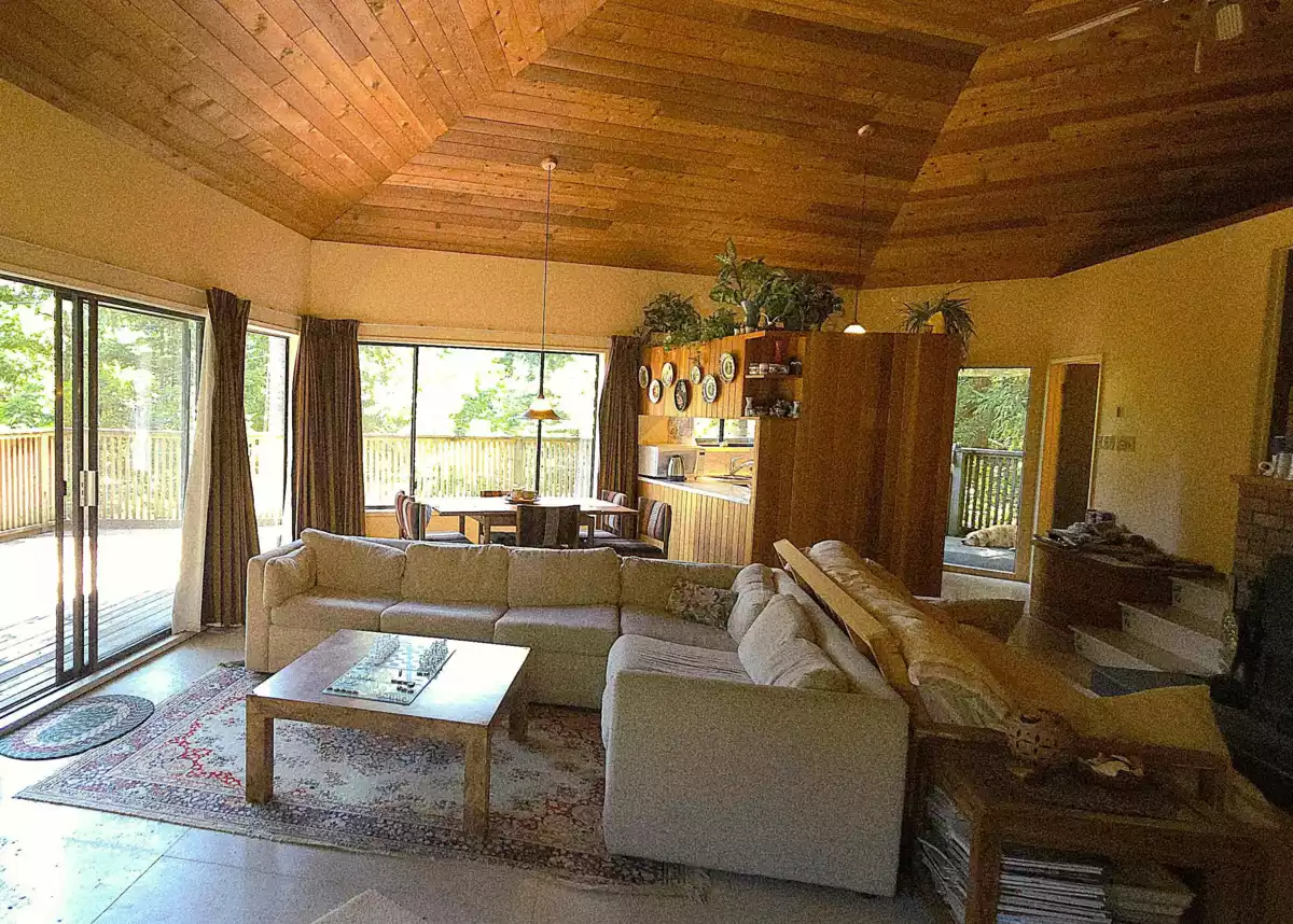 Breakfast Nook Photo of 427 Collingwood Road, Keats Island, BC