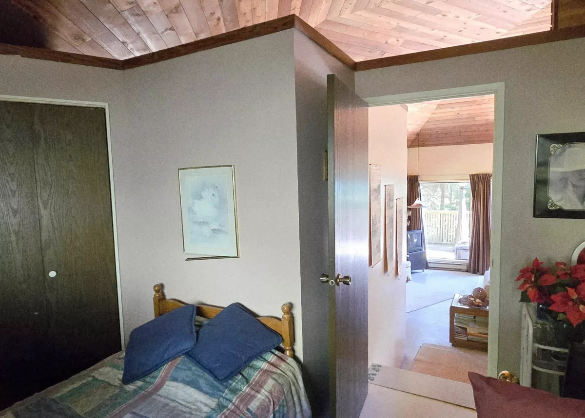 Garage Interior Photo of 427 Collingwood Road, Keats Island, BC