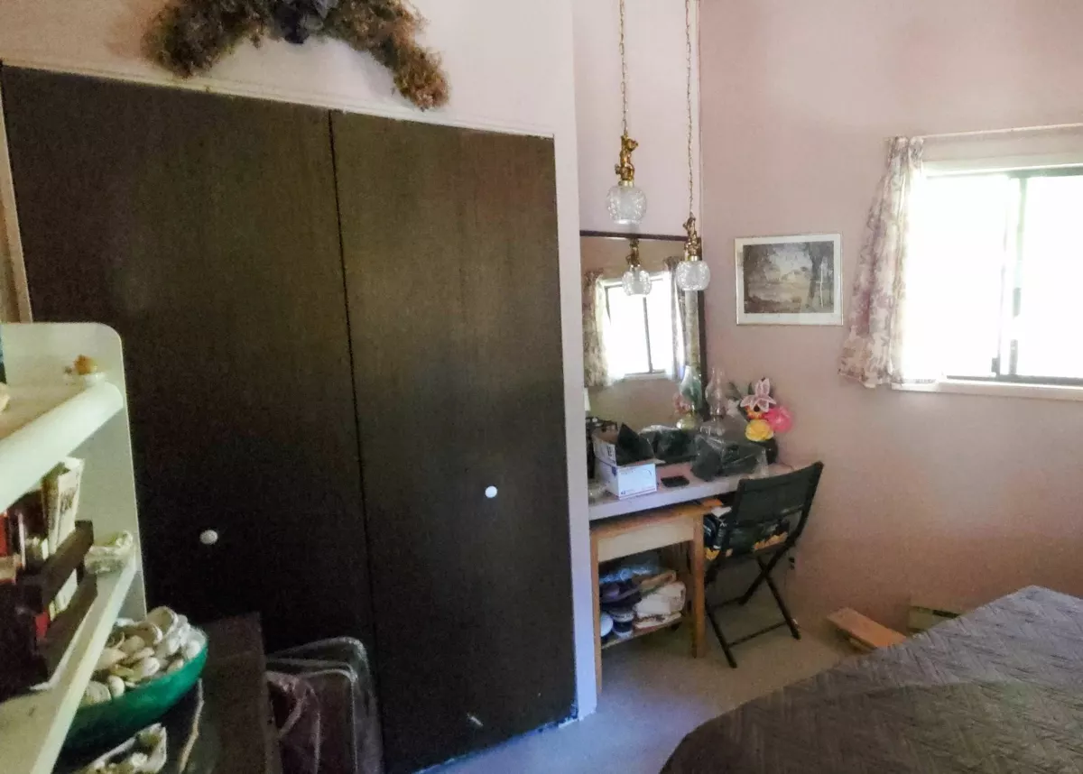 Guest Bathroom Photo of 427 Collingwood Road, Keats Island, BC