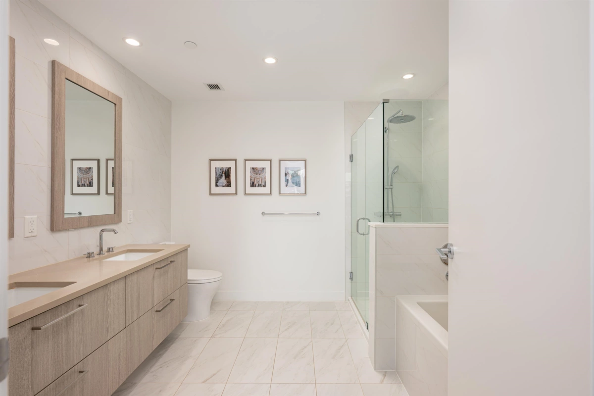 Bedroom 4 Photo of 208 707 E 3rd Street, North Vancouver, BC