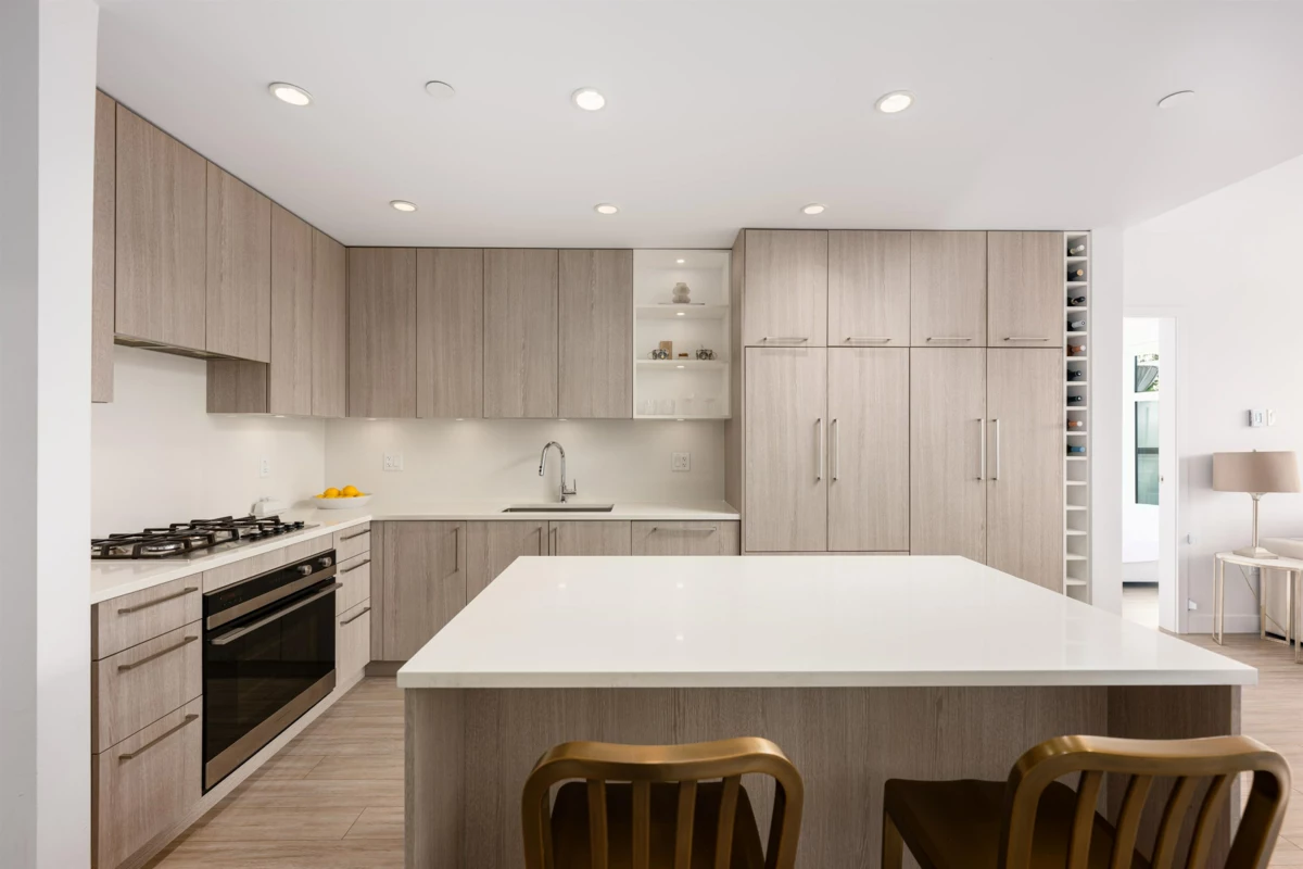 Kitchen Photo of 208 707 E 3rd Street, North Vancouver, BC