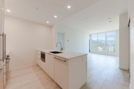 2407 537 Cottonwood Avenue, Coquitlam, BC