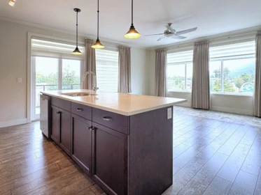 301 9130 Corbould Street, Chilliwack, BC, Chilliwack — Apartment/Condo for sale