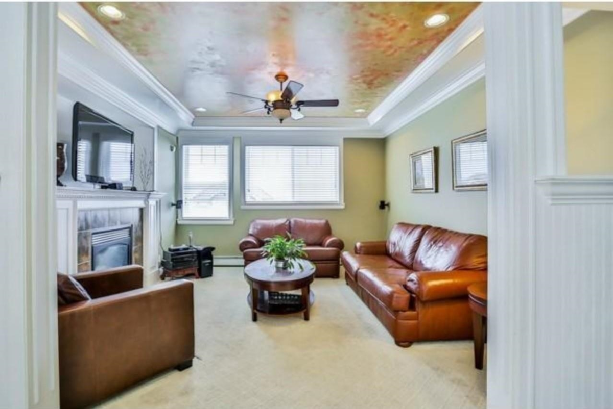 Dining Area Photo of 17440 103b Avenue, Surrey, BC