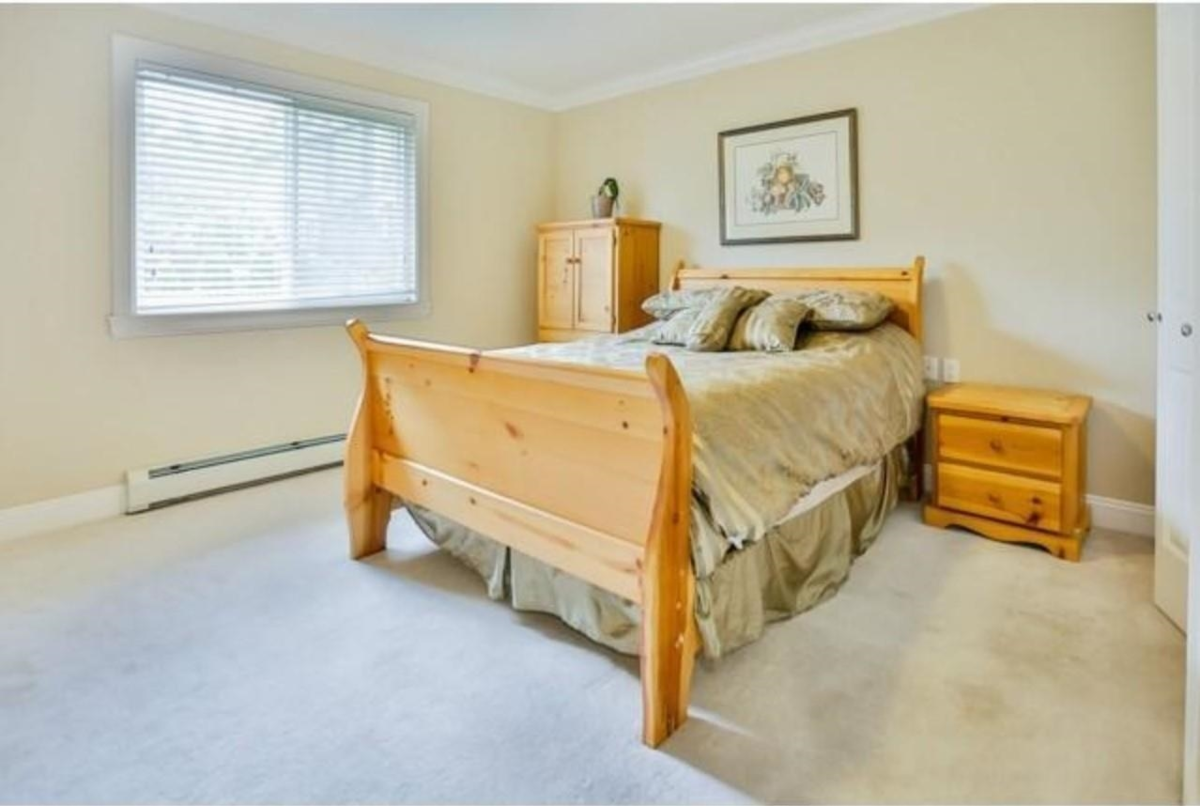 Office / Den Photo of 17440 103b Avenue, Surrey, BC