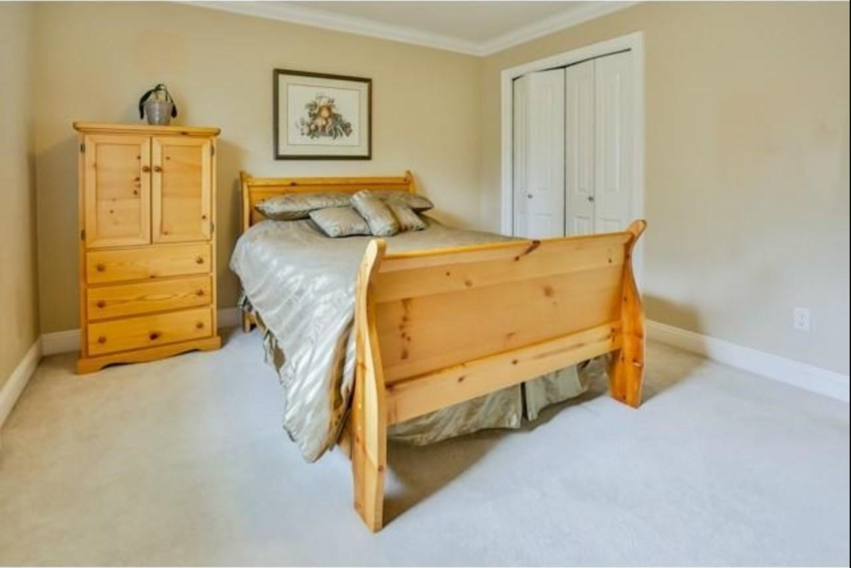 Powder Room Photo of 17440 103b Avenue, Surrey, BC