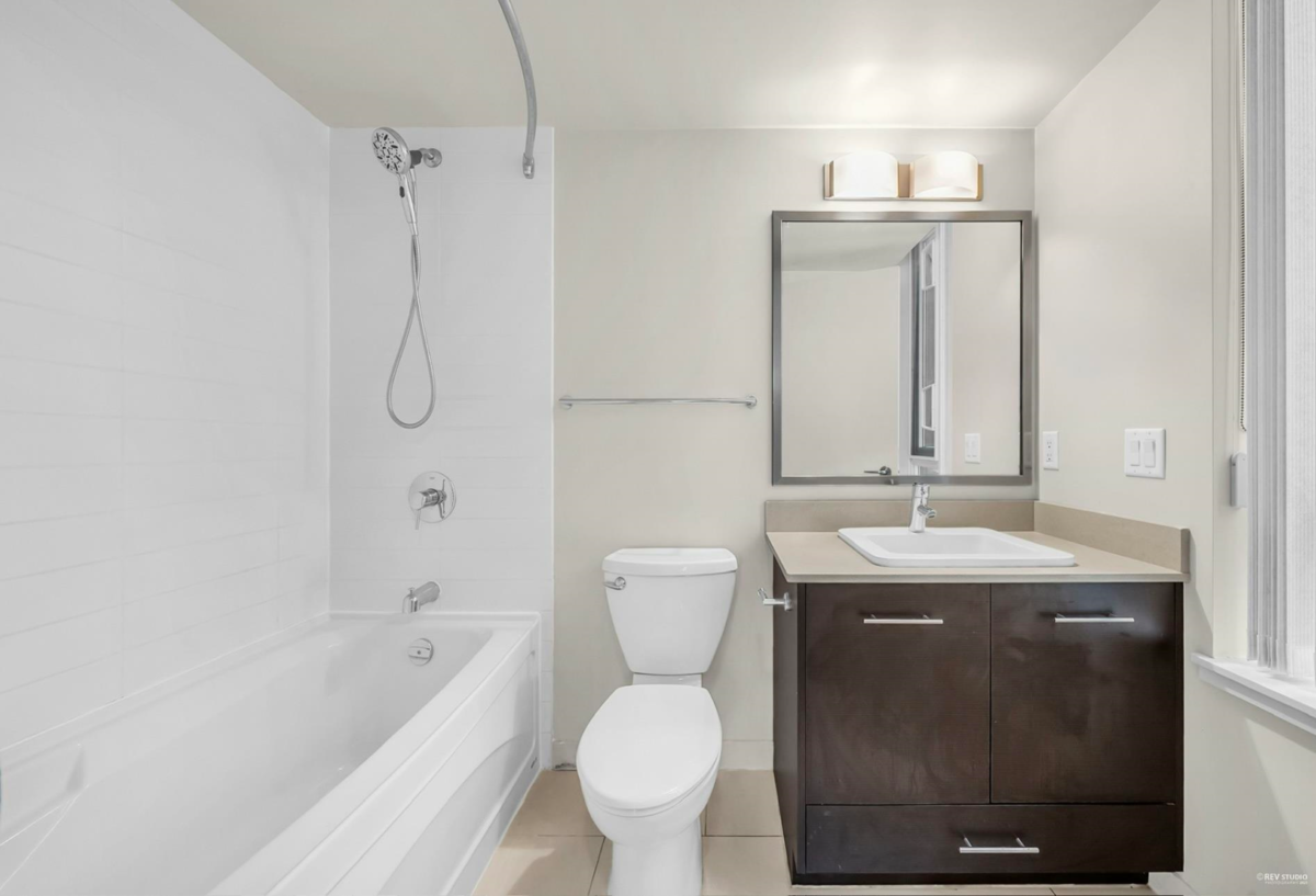 Guest Bathroom Photo of 609 3111 Corvette Way, Richmond, BC