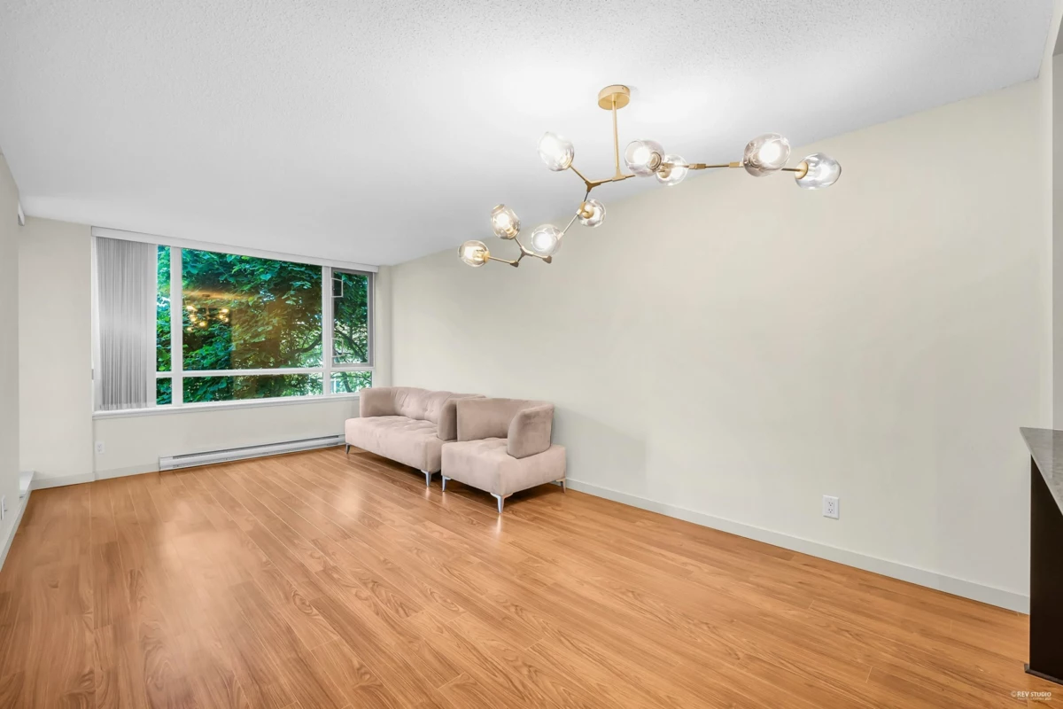 Powder Room Photo of 609 3111 Corvette Way, Richmond, BC