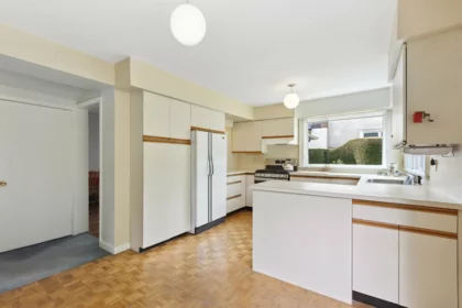 1053 Lawson Avenue, West Vancouver, BC, West Vancouver — Single Family Residence for sale