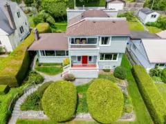 1053 Lawson Avenue, West Vancouver, BC