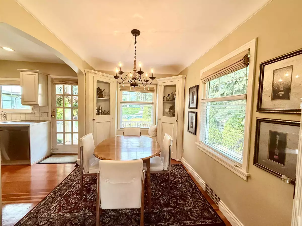 Kitchen Island Photo of 680 Thompson Avenue, Coquitlam, BC