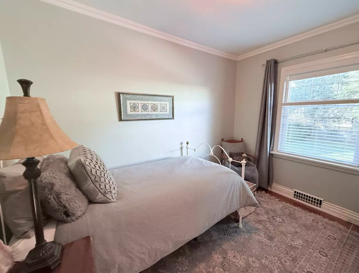 Powder Room Photo of 680 Thompson Avenue, Coquitlam, BC