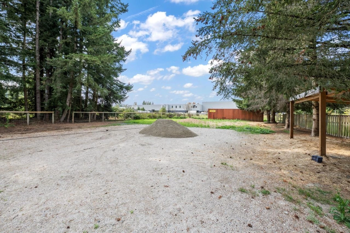 Front Yard Photo of 3283 196 Street, Surrey, BC