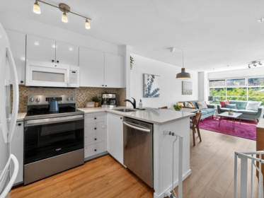 302 2388 Triumph Street, Vancouver, BC, Vancouver — Apartment/Condo for sale