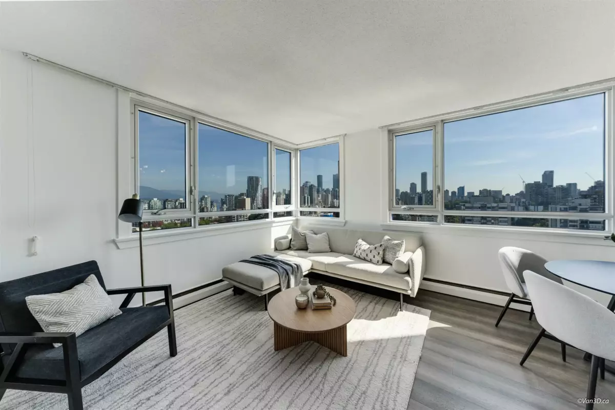 Entry Foyer Photo of 2407 1850 Comox Street, Vancouver, BC