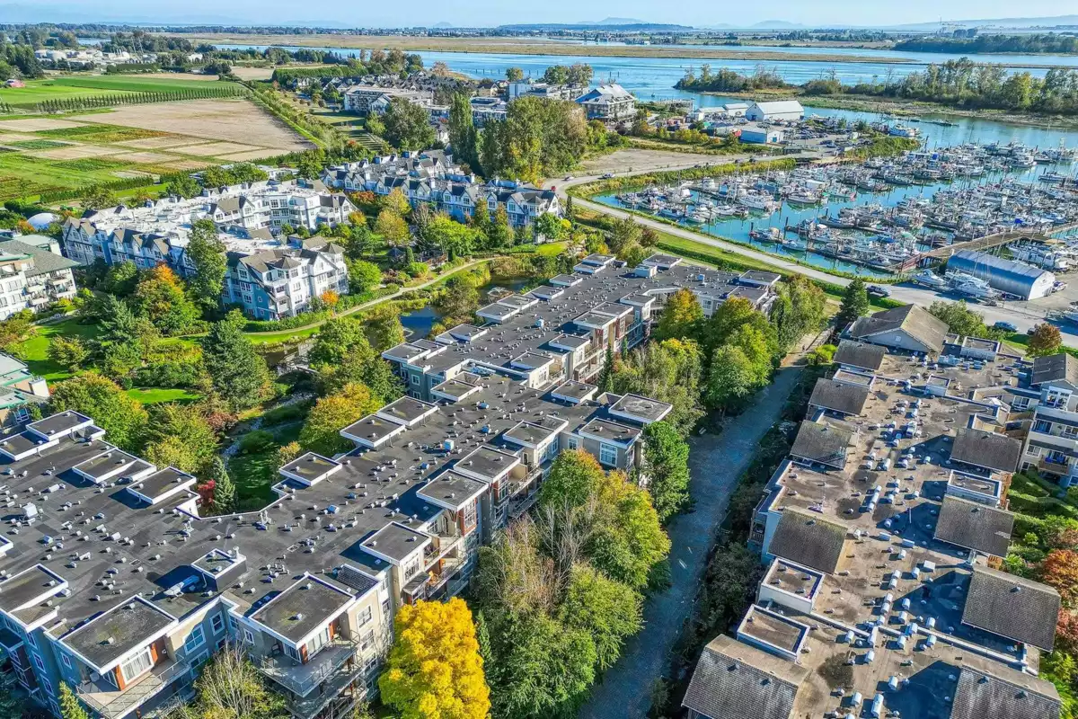Laundry Room Photo of 329 5700 Andrews Road, Richmond, BC