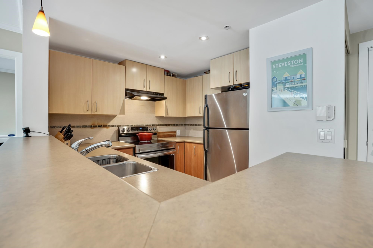 Primary Bathroom Photo of 329 5700 Andrews Road, Richmond, BC