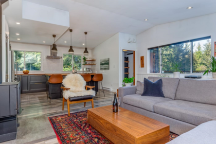 8216 Valley Drive, Whistler, BC, Whistler — Single Family Residence for sale