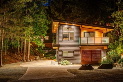 8216 Valley Drive, Whistler, BC, Whistler — Single Family Residence for sale