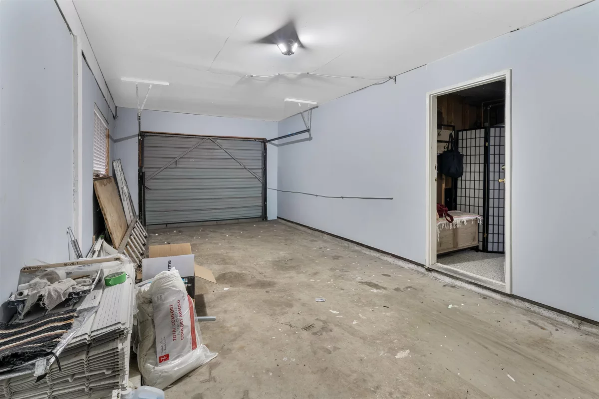 Laundry Room Photo of 34638 Ascott Avenue, Abbotsford, BC