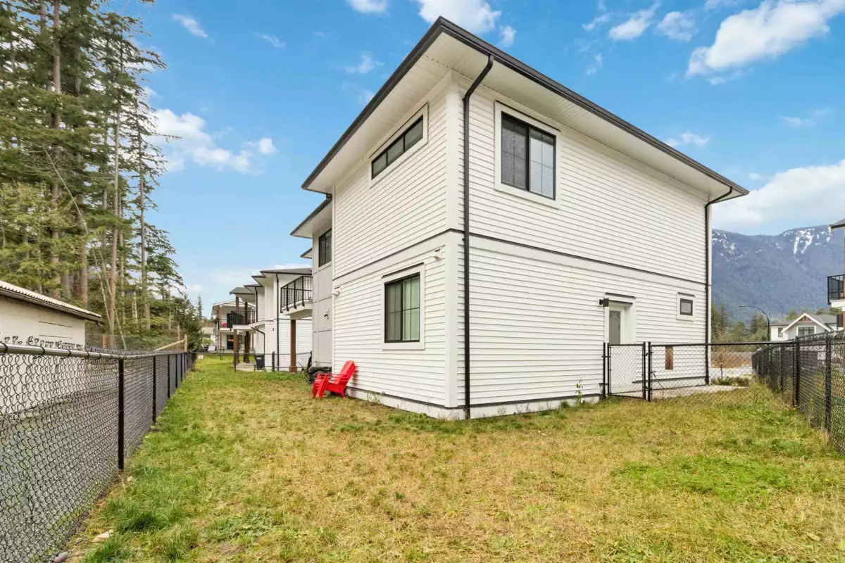 Office / Den Photo of 63886 Beech Avenue, Hope, BC