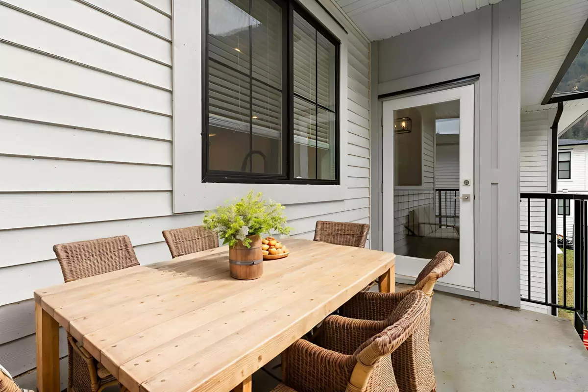 Pantry Photo of 63886 Beech Avenue, Hope, BC