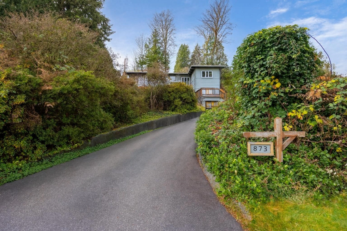 Bedroom 3 Photo of 873 Baycrest Drive, North Vancouver, BC