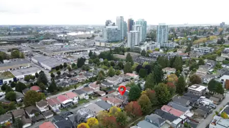 Aerial View of 260 W 63rd Avenue, Vancouver, BC