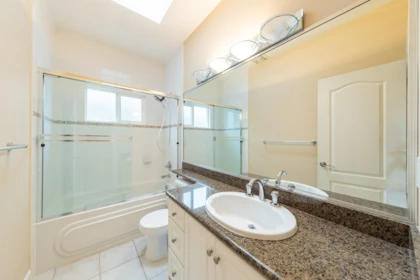Mudroom Photo of 260 W 63rd Avenue, Vancouver, BC