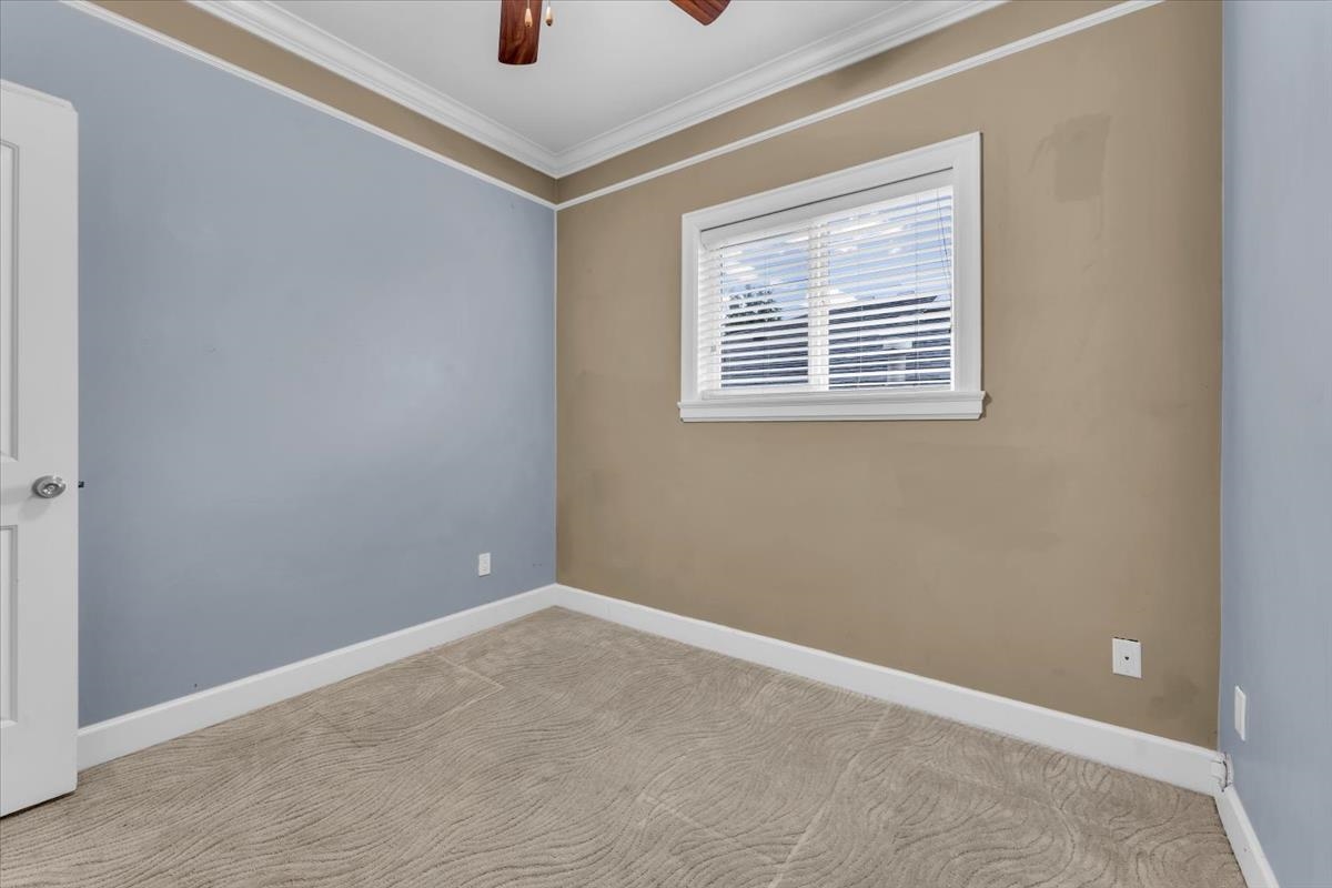 Breakfast Nook Photo of 6080 Mckee Street, Burnaby, BC