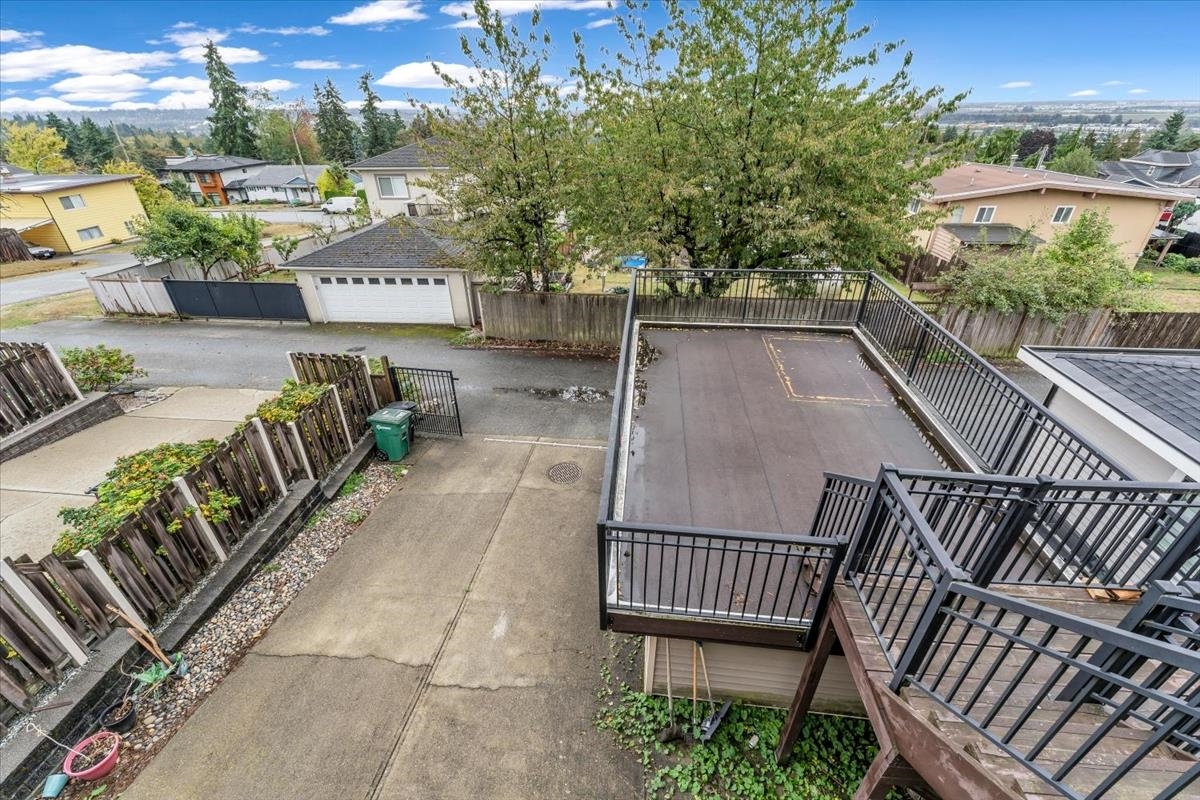 Loft / Bonus Room Photo of 6080 Mckee Street, Burnaby, BC