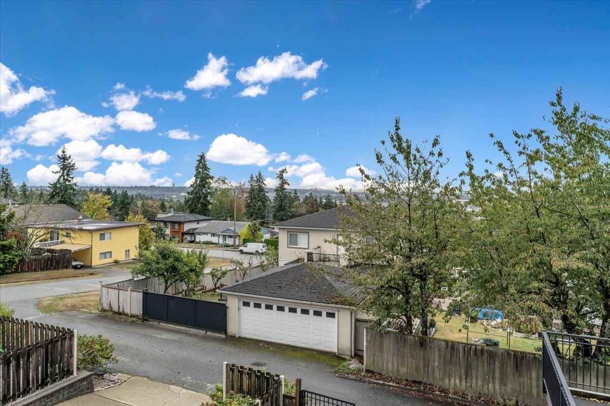 Office / Den Photo of 6080 Mckee Street, Burnaby, BC