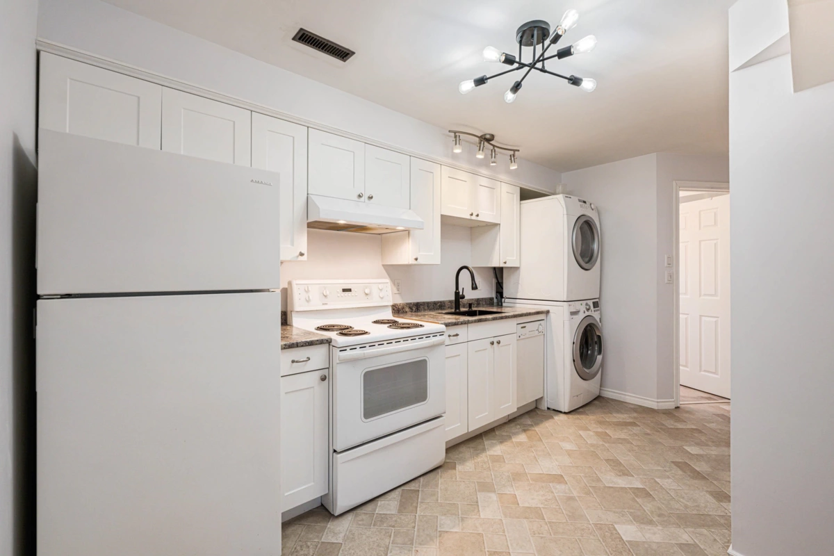 Garage Interior Photo of 10107 Shamrock Drive, Chilliwack, BC