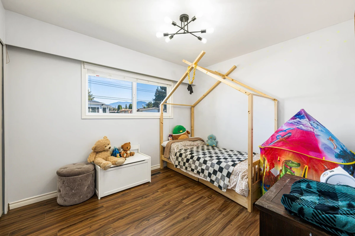Mudroom Photo of 10107 Shamrock Drive, Chilliwack, BC