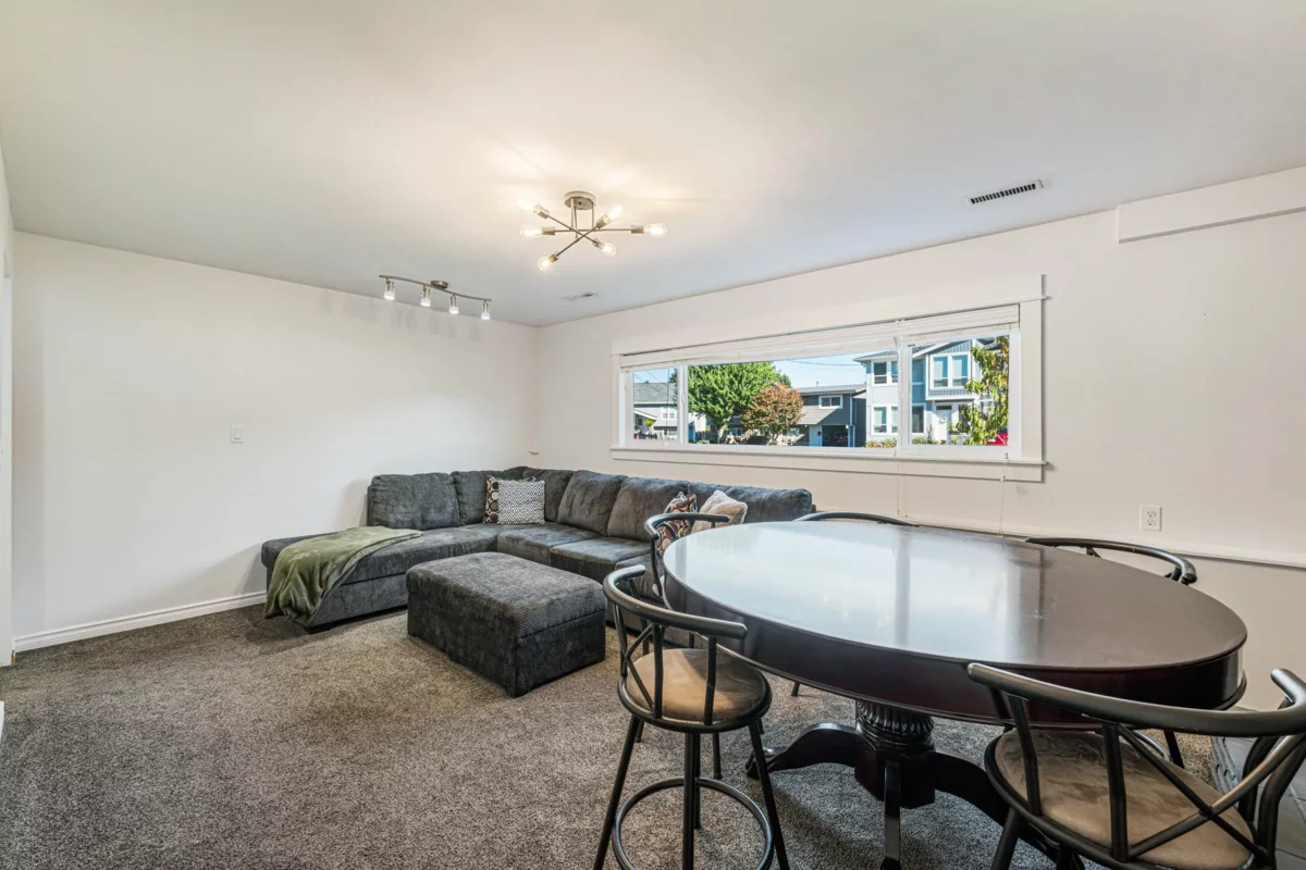 Staircase Photo of 10107 Shamrock Drive, Chilliwack, BC