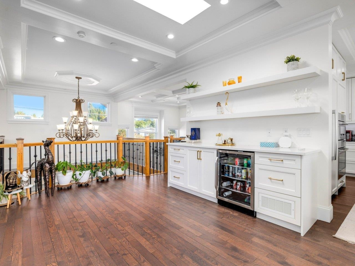 Bedroom 2 Photo of 15354 Royal Avenue, White Rock, BC