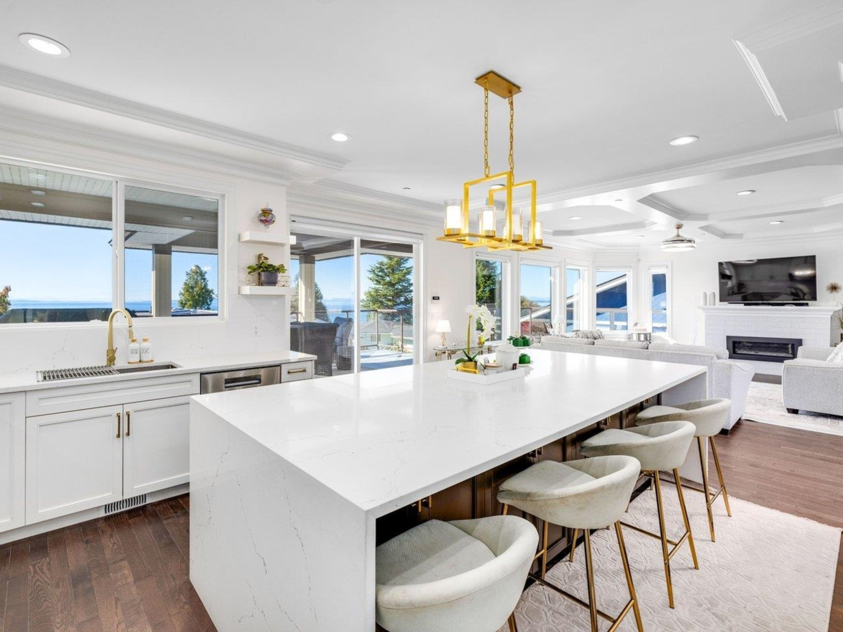 Pantry Photo of 15354 Royal Avenue, White Rock, BC