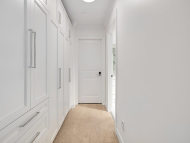 Basement Recreation Room Photo of 15354 Royal Avenue, White Rock, BC